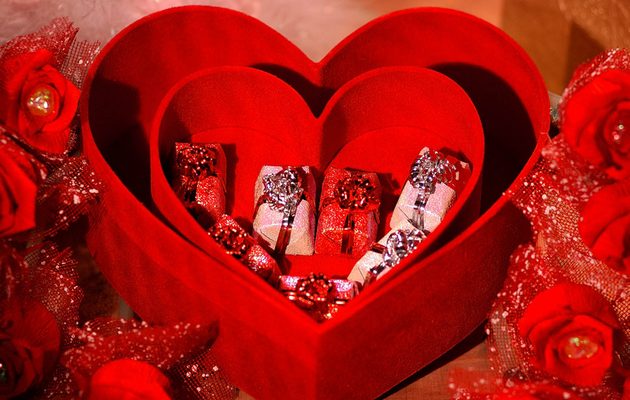 Что можно подарить любимой на День святого Валентина?